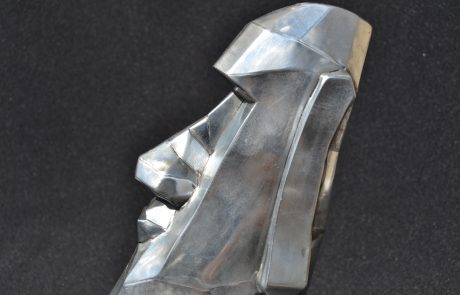 Sculpture faite main en zinc - Le Moai - côté droit