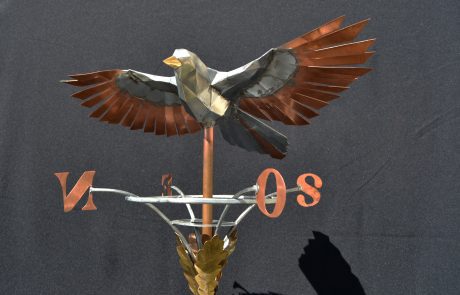 Girouette 3D pie en zinc, cuivre et laiton - haut