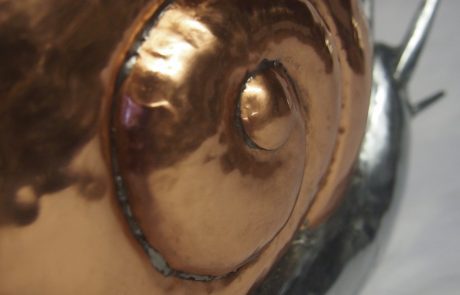 Sculpture escargot en zinc et cuivre