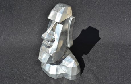 Sculpture faite main en zinc - Le Moai - entier