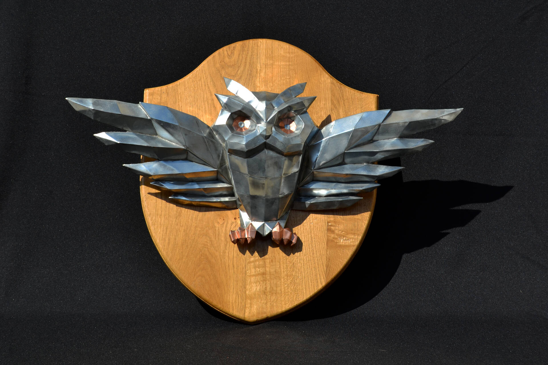 Trophée fait main d'un hibou - entier