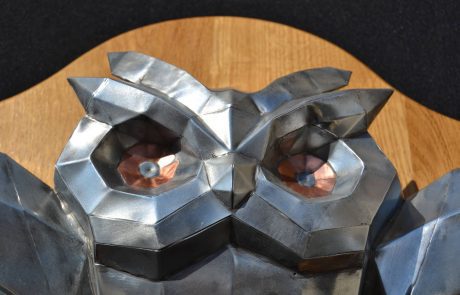 Trophée fait main d'un hibou - zoom