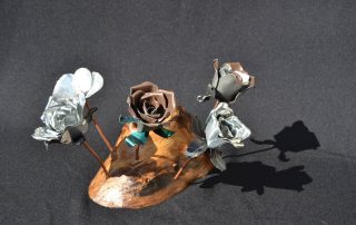 Composition de roses en zinc et cuivre - fait main